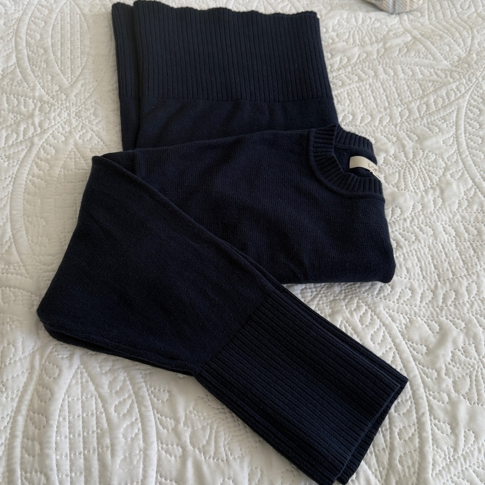 LOFT Women’s Dark Blue Crewneck Sweater - Picture 8 of 11